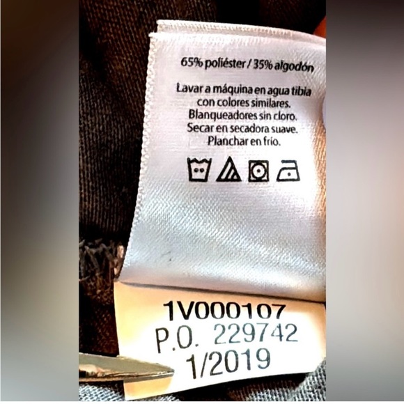 Vineyard Vines 145th Kentucky Derby Men's Grey Short Sleeve Tee Size XS - Picture 2 of 7